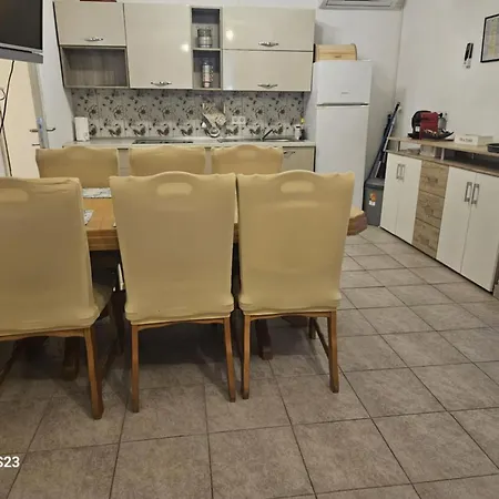 P Stil - Two Bedroom - First Floor *