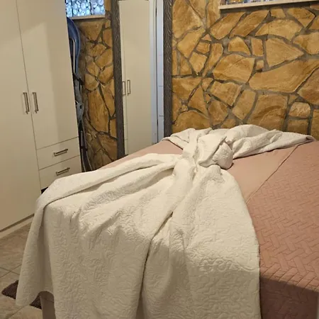Appartement P Stil - Two Bedroom - First Floor *