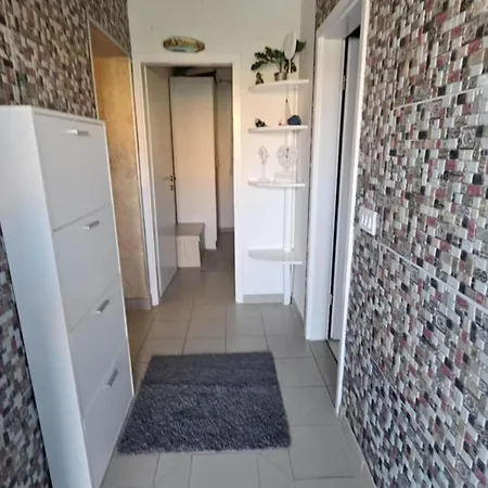 Appartement P Stil - Two Bedroom - First Floor *