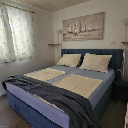 P Stil - Two Bedroom - First Floor Appartement Sukošan