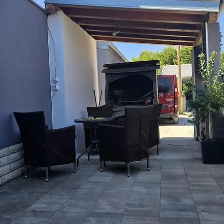 Appartement P Stil - Two Bedroom - First Floor *